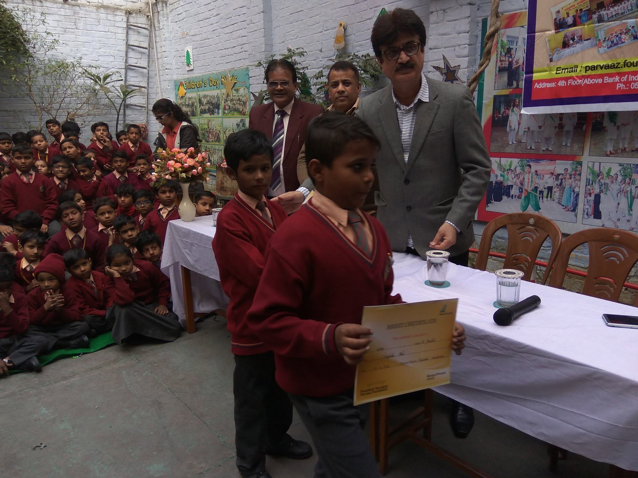 School Contact Program at Crescent Montessori School, Lucknow — Parvaaz Foundation 2017